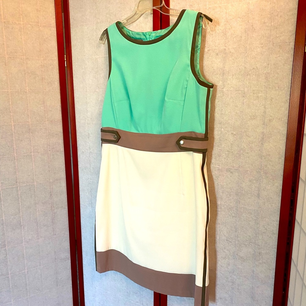 Work dress